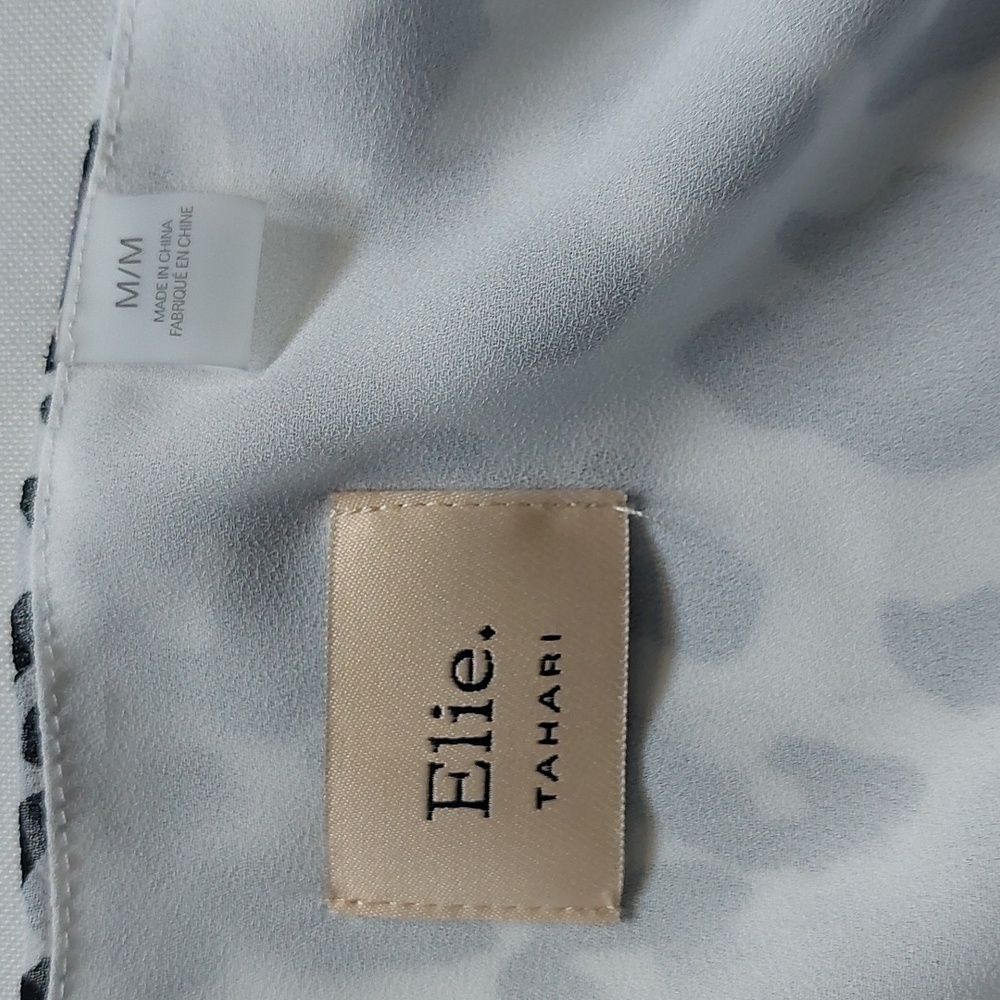 Elie Tahari Black and White Puff Sleeve Smocked Blouse Wimens Size M - Picture 12 of 13
